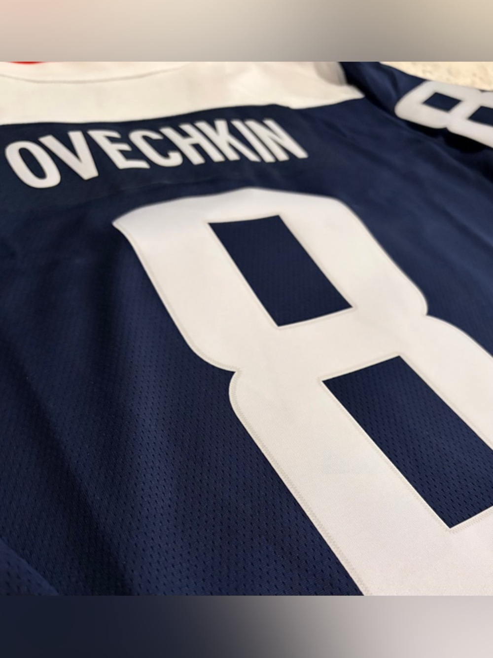 Fanatics Authentic Washington Capitals Alex Ovechkin #8 Jersey Women’s Sz: M - Picture 5 of 5